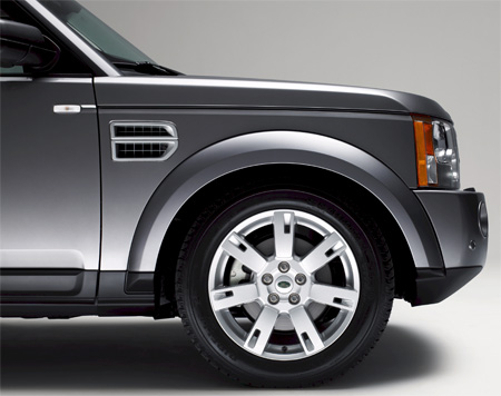 Land Rover Discovery 3 (2009-) 4.jpg